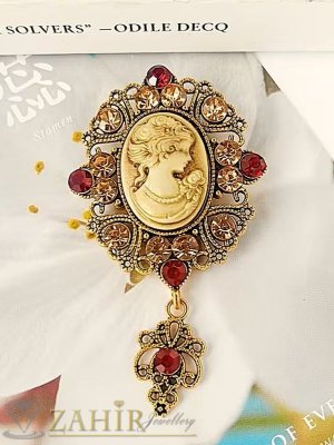  Златиста кристална ретро брошка 6 на 4 см, с портрет на дама и кехлибарени и вишневи кристали - B1562